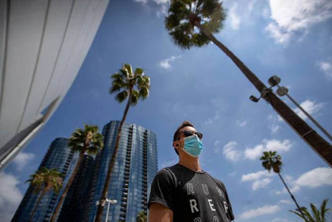В Лос-Анджелесе будут отключать воду в домах, где во время пандемии проходят 
вечеринки