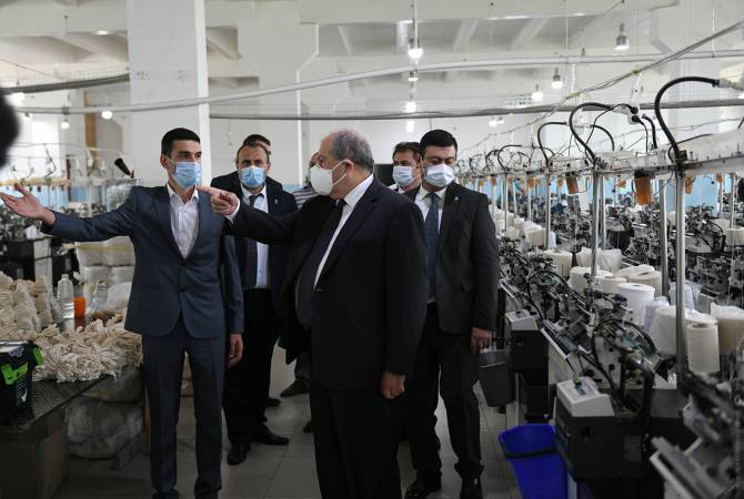 Президент Армении посетил Бердскую  фабрику компании «Тавуш текстиль»