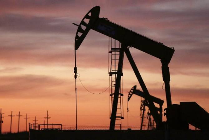 МЭА ухудшило прогноз падения спроса на нефть в 2020 году до 8,1 млн б/с