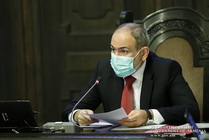 Пашинян призывает граждан строго соблюдать все противоэпидемические правила