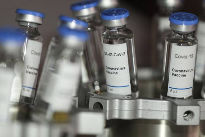 Казахстан подписал соглашение о поставке российской вакцины от COVID-19
