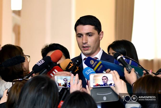 Нет никаких оснований вызывать Арсена Торосяна в СНБ: Аргишти Кярамян

