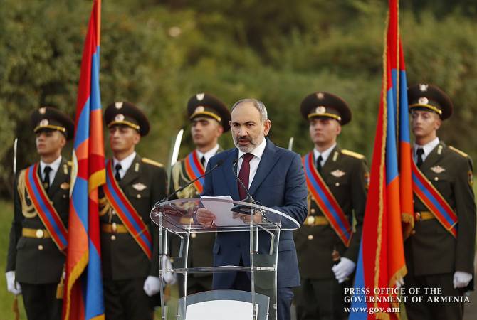 Heroes are not only in books, but right here, next to us – PM Pashinyan