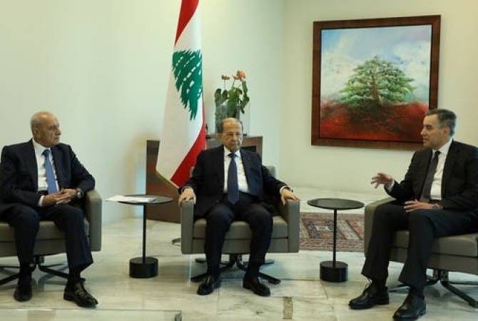 Президент Ливана поручил Мустафе Адибу сформировать новое правительство
