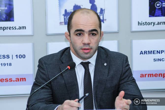 Ruling faction lawmaker Arsen Julfalakyan steps down
