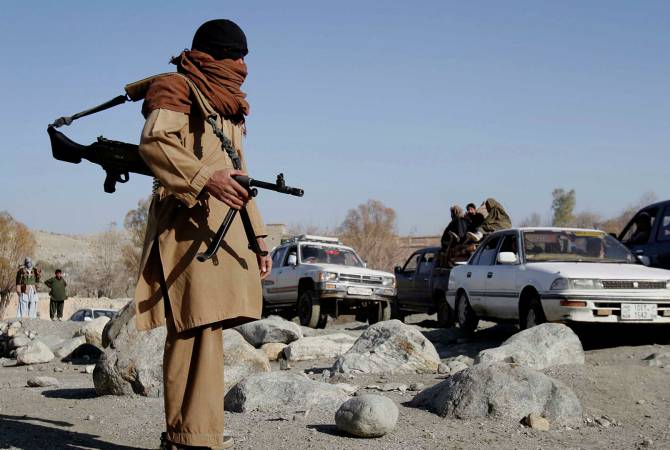 Талибы убили 16 афганских солдат и полицейских, сообщил источник
