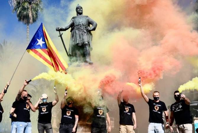 В Каталонии в день региона неизвестные устроили поджоги на железнодорожных путях

