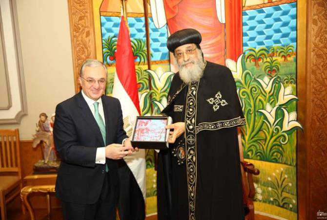وزير خارجية أرمينيا زوهراب مناتساكانيان يلتقي رئيس الكنيسة القبطية الأرثوذكسية البابا تواضروس ال2