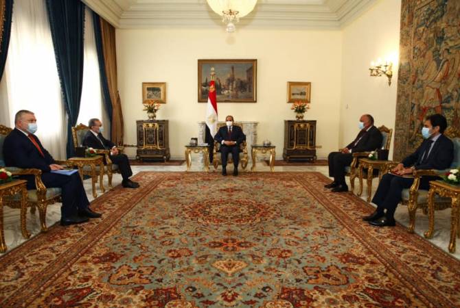 Zohrab Mnatsakanyan a été reçu par le Président égyptien