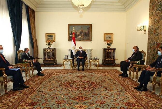 وزير الخارجية الأرميني زوهراب مناتساكانيان يزور الرئيس المصري عبد الفتاح السيسي بالقاهرة