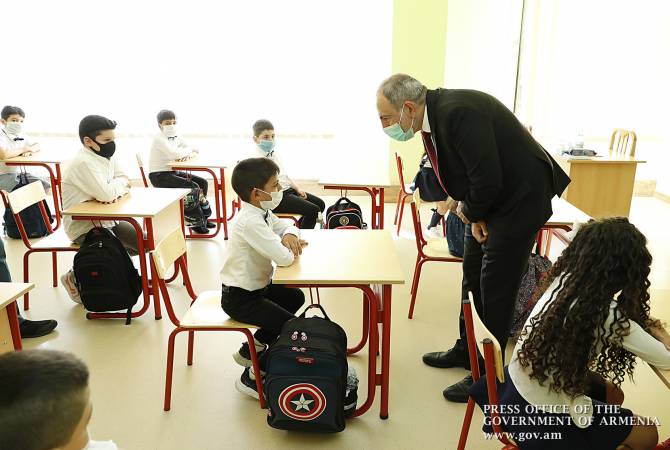 Վարչապետը Երևանում մասնակցել է վերակառուցված դպրոցի բացման արարողության 