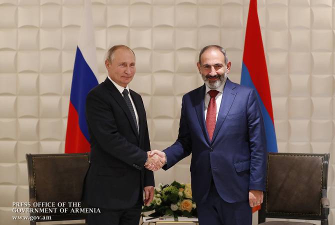 Russia’s Putin congratulates Armenia’s Pashinyan and Sarkissian on Independence Day