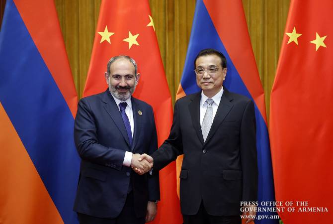 يتطور تعاوننا الثنائي بمختلف المجالات-رئيس الوزراء الصيني لرئيس وزراء أرمينيا بعيد الاستقلال-