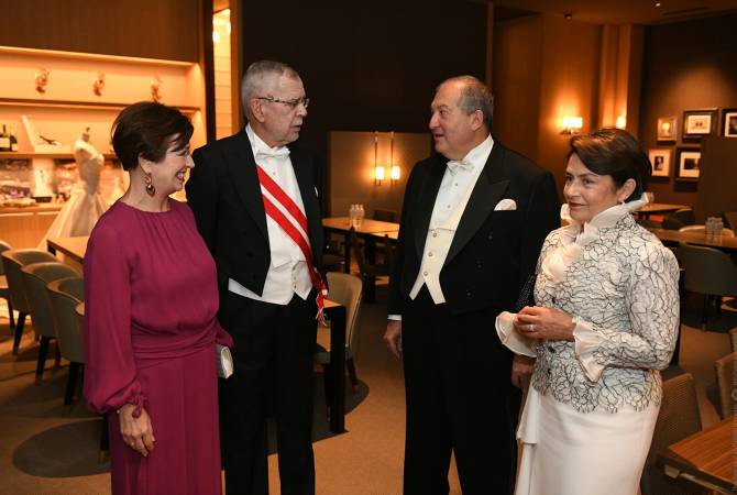 Президент Австрии поздравил Армена Саркисяна с Днем независимости Армении

