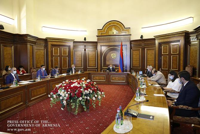 PM Pashinyan chairs consultation on 2021 state budget draft