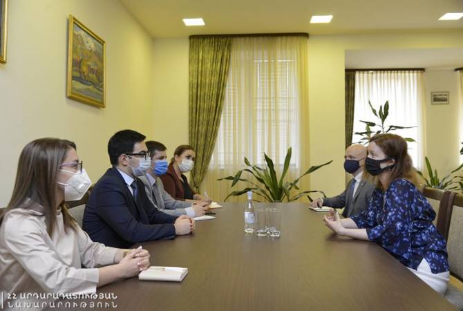 Министр юстиции Армении принял временного поверенного в делах посольства 
Великобритании

