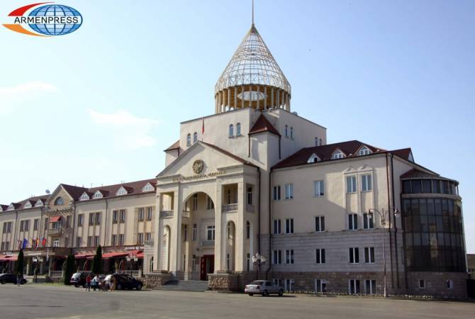 Национальное Собрание Арцаха решительно осуждает акт агрессии Азербайджана против 
страны

