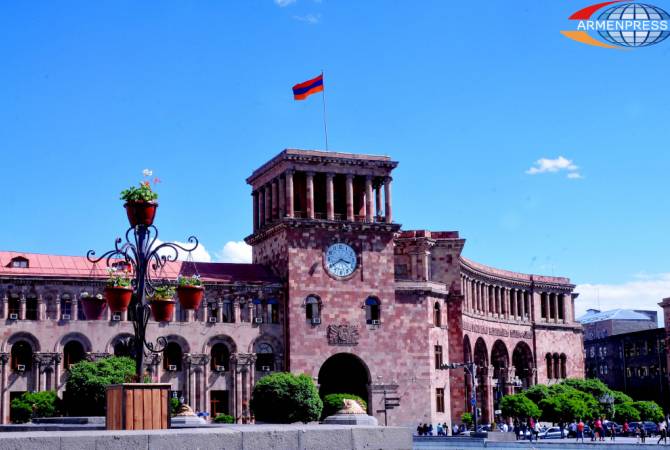 Опубликовано решение правительства об объявлении военного положения в Армении

