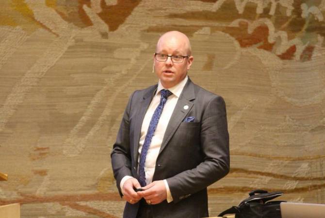 عضو البرلمان السويدي بيورن سودر يدين العدوان الذي تشنه أذربيجان على آرتساخ