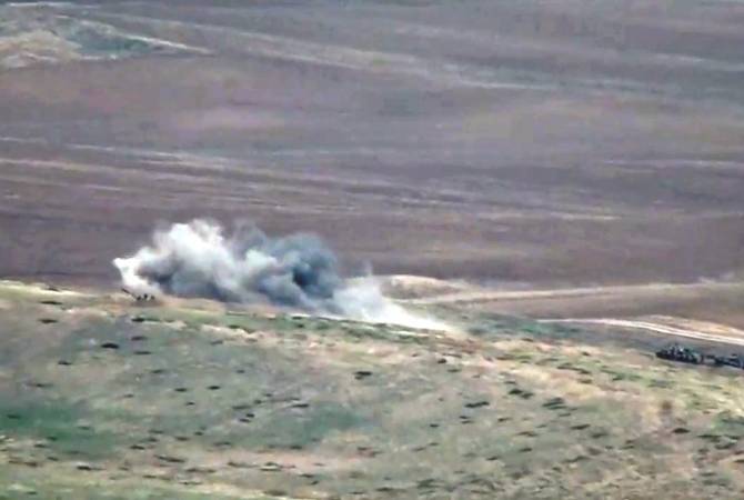 Армянская сторона опубликовала очередное видео поражения военной техники

