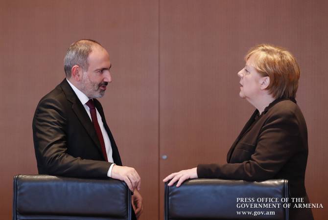Pashinyan urges Merkel to make every effort to curb Turkey's destabilizing stance