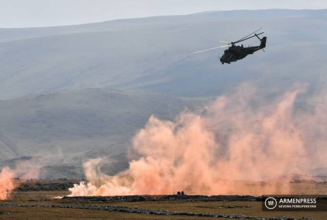 Армянская сторона сбила азербайджанский вертолет

