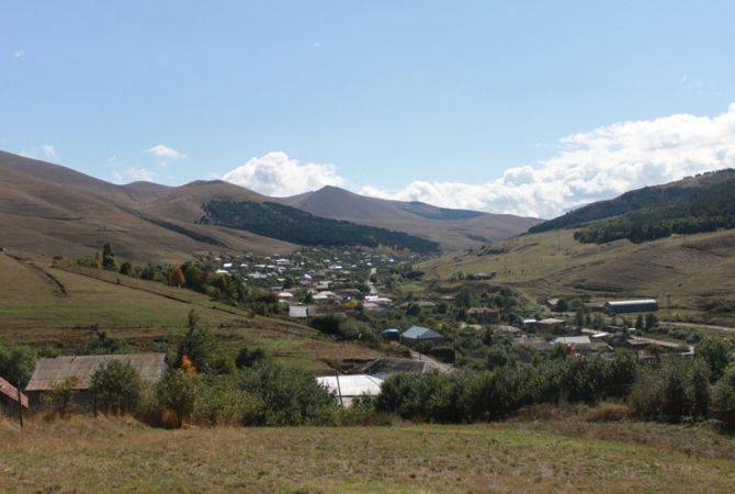 Ադրբեջանը հրետակոծում է Վարդենիսի գյուղերը

