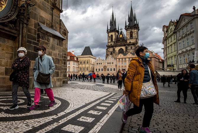 В Чехии восстановят режим чрезвычайной ситуации из-за распространения коронавируса
