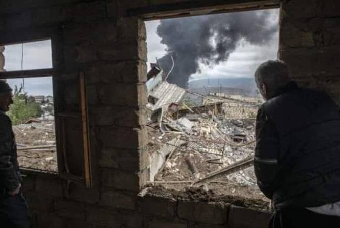 Selon des journalistes occidentaux les forces azéries utilisent des bombes à fragmentation 
interdite