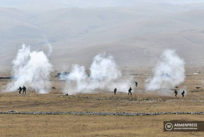 أذربيحان تبدأ بشن هجوم جديد واسع على طول حدود آرتساخ منتهكة وقف إطلاق النار 