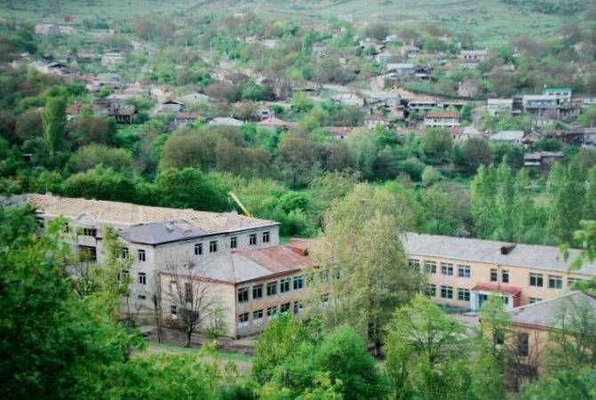 В результате обстрела ВС Азербайджана  кассетными снарядами в Арцахе погиб мирный 
житель

