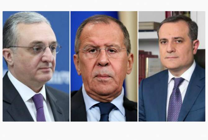 وزير الخارجية الروسي سيرجي لافروف يجتمع بنظيره الأرميني زوهراب مناتساكانيان والأذري جيهون 
بيراموف  