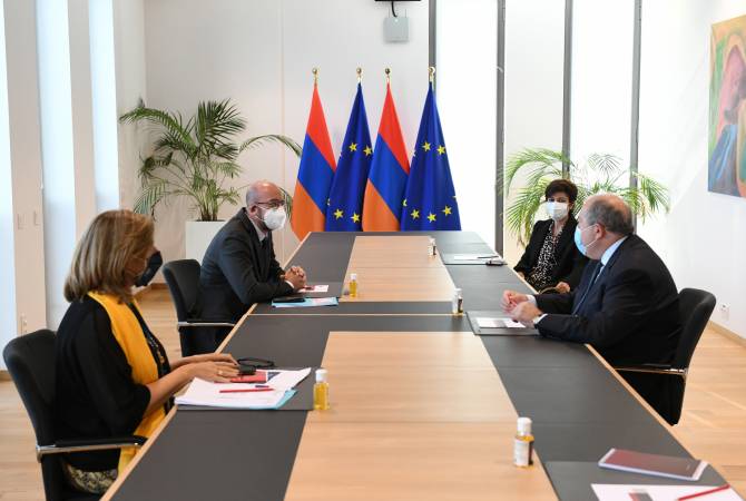 وقف إطلاق النار ضرورة مطلقة وعلى تركيا الانسحاب من هذا الصراع-الرئيس سركيسيان لرئيس المجلس 
الأوروبي