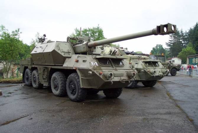 Les unités d'artillerie DANA tchéco-slovaques sont apparues en Azerbaïdjan par un détour 