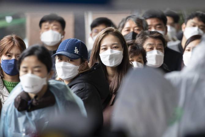 Ученые выяснили, что ношение масок может на 80% снизить угрозу заражения 
коронавирусом

