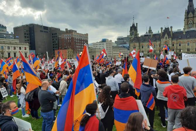 Canadian-Armenians hold protest, urge to recognize Artsakh’s independence