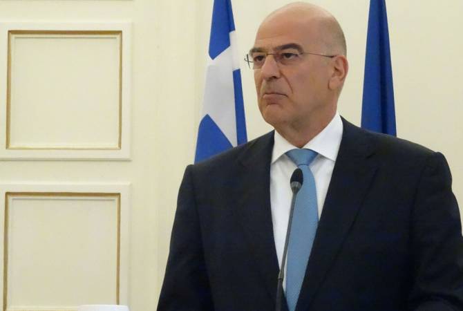 Глава МИД Греции назвал Турцию турагентом для боевиков