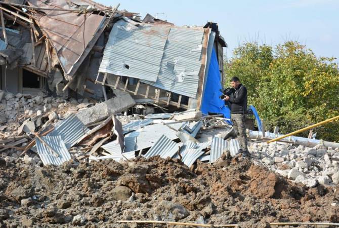 Авиационные удары Азербайджана по Мартакерту: фотографии разрушений гражданских 
объектов

