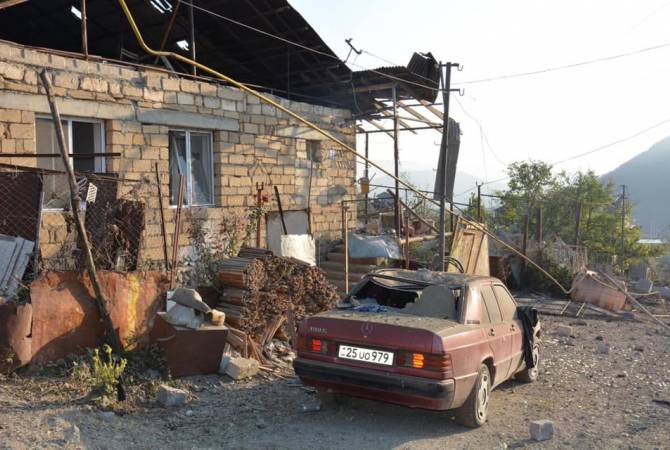 В Степанакерте снова включен сигнал воздушной тревоги, слышны звуки взрывов: 
ОБНОВЛЯЕТСЯ


