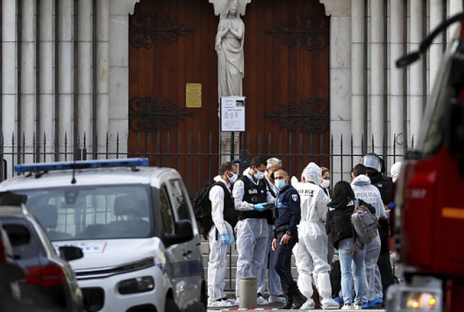 Прокурор Франции подтвердил личность напавшего на церковь в Ницце
