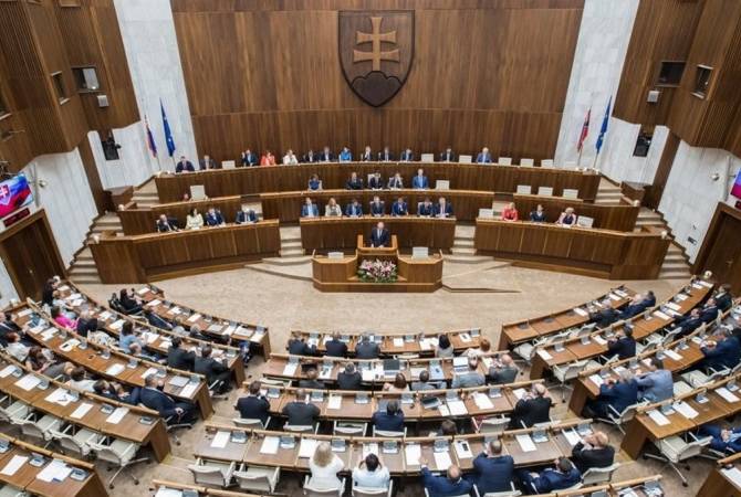 Парламент Словакии принял резолюцию по нагорно-карабахскому конфликту

