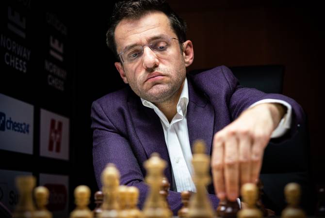 كروسماستر الشطرنج ليفون أرونيان يهدي انتصاره في بطولة سبيد تشيس لشهداء آرتساخ 
