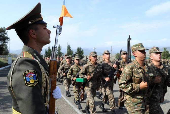Армия обороны Арцаха есть и останется: Пашинян

