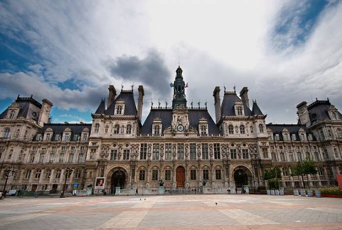 مجلس باريس يصدر قراراً يدعو وزير الخارجية الفرنسي لحث فرنسا على الاعتراف بجمهورية آرتساخ
