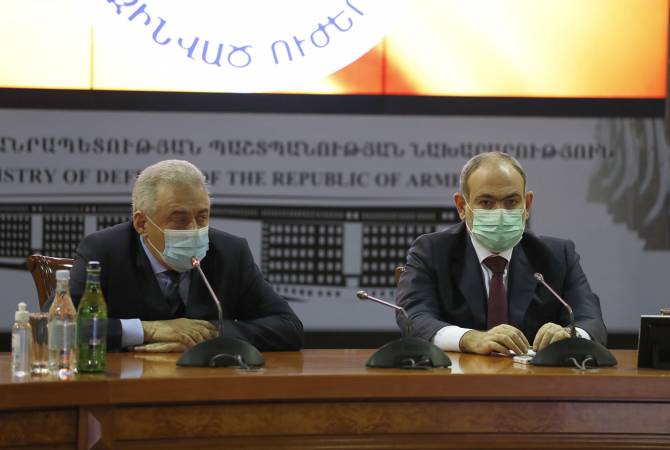 Armenian PM introduces new defense minister to staff