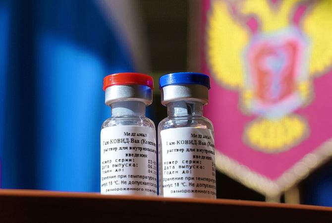 Russia Health Minister provides COVID-19 vaccine samples to Armenia