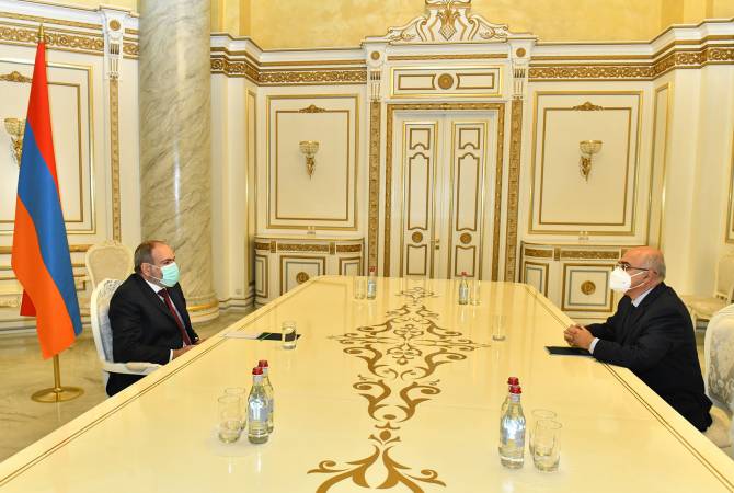 Pashinyan starts series of meetings with business representatives