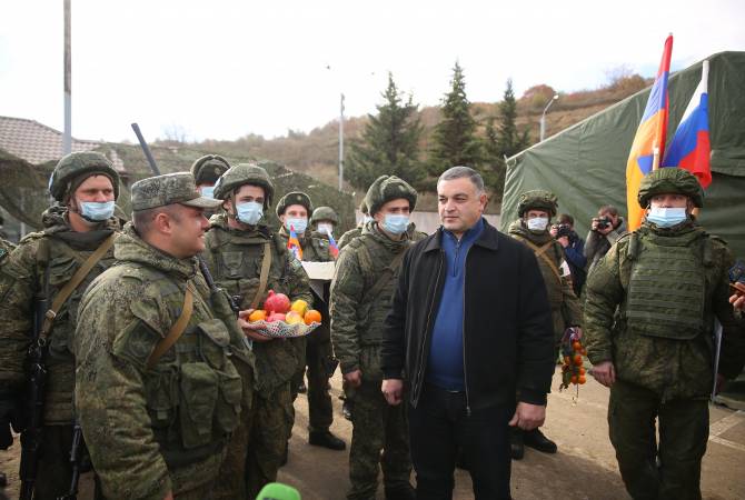 Сегодня День миротворцев: мэр Степанакерта посетил российских миротворцев
