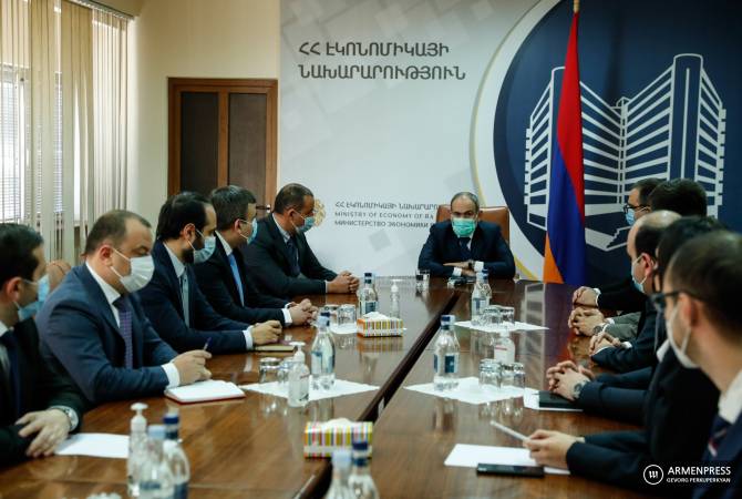Премьер-министр представил аппарату министерства экономики новоназначенного 
министра Армении