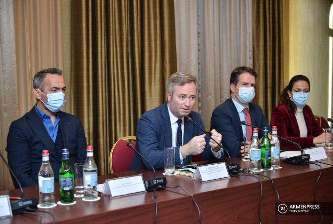 French government structures, NGOs and associations mobilized to help Armenia, says junior 
FM  